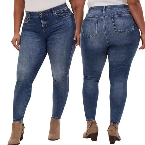 Torrid Bombshell Skinny Premium Stretch Jeans - Picture 1 of 7